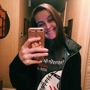 Meet your Posher, Brittany